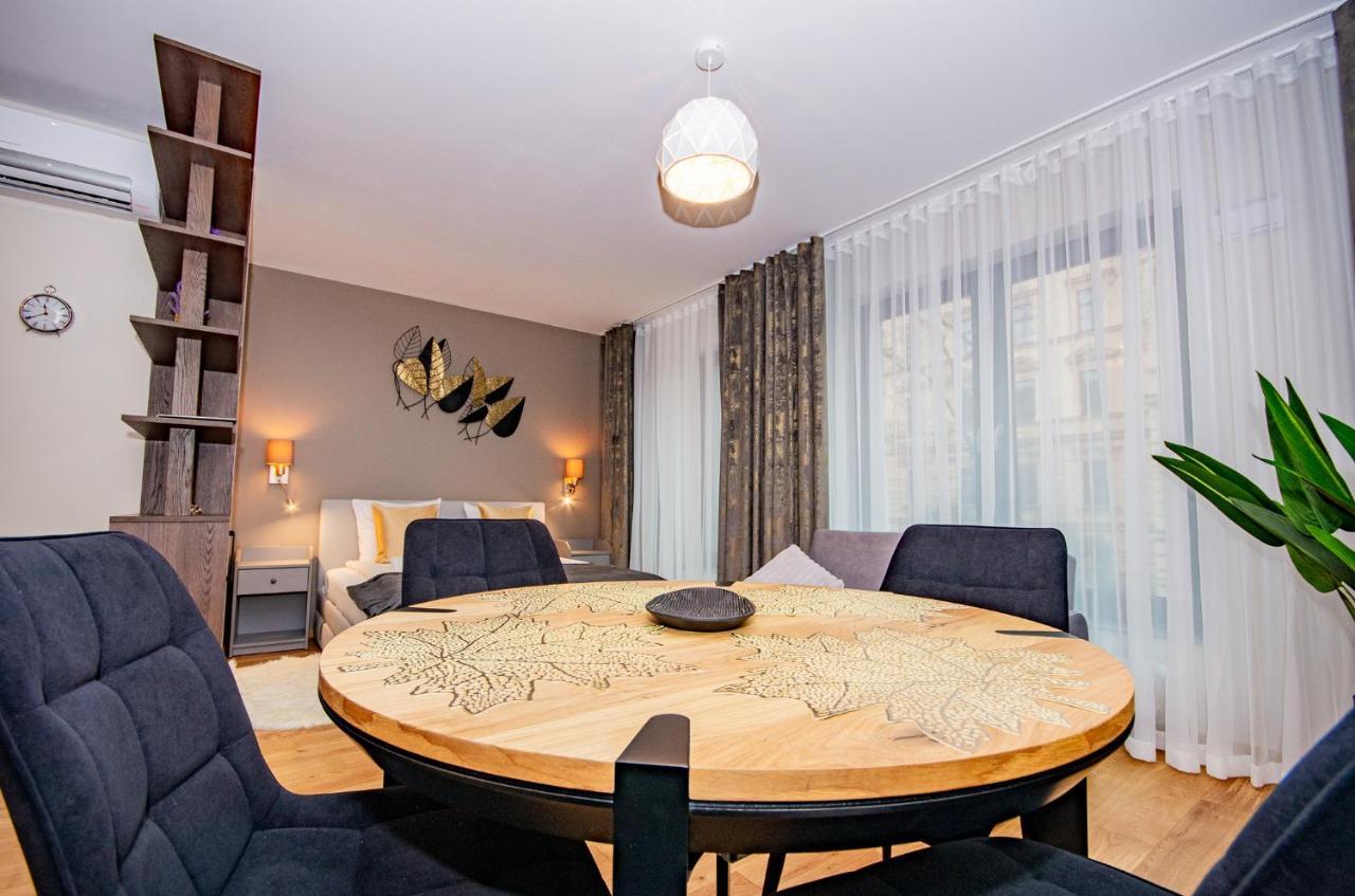 Inpoint Spacious Apartments Near Main Square & Kazimierz District Krasków Exterior foto