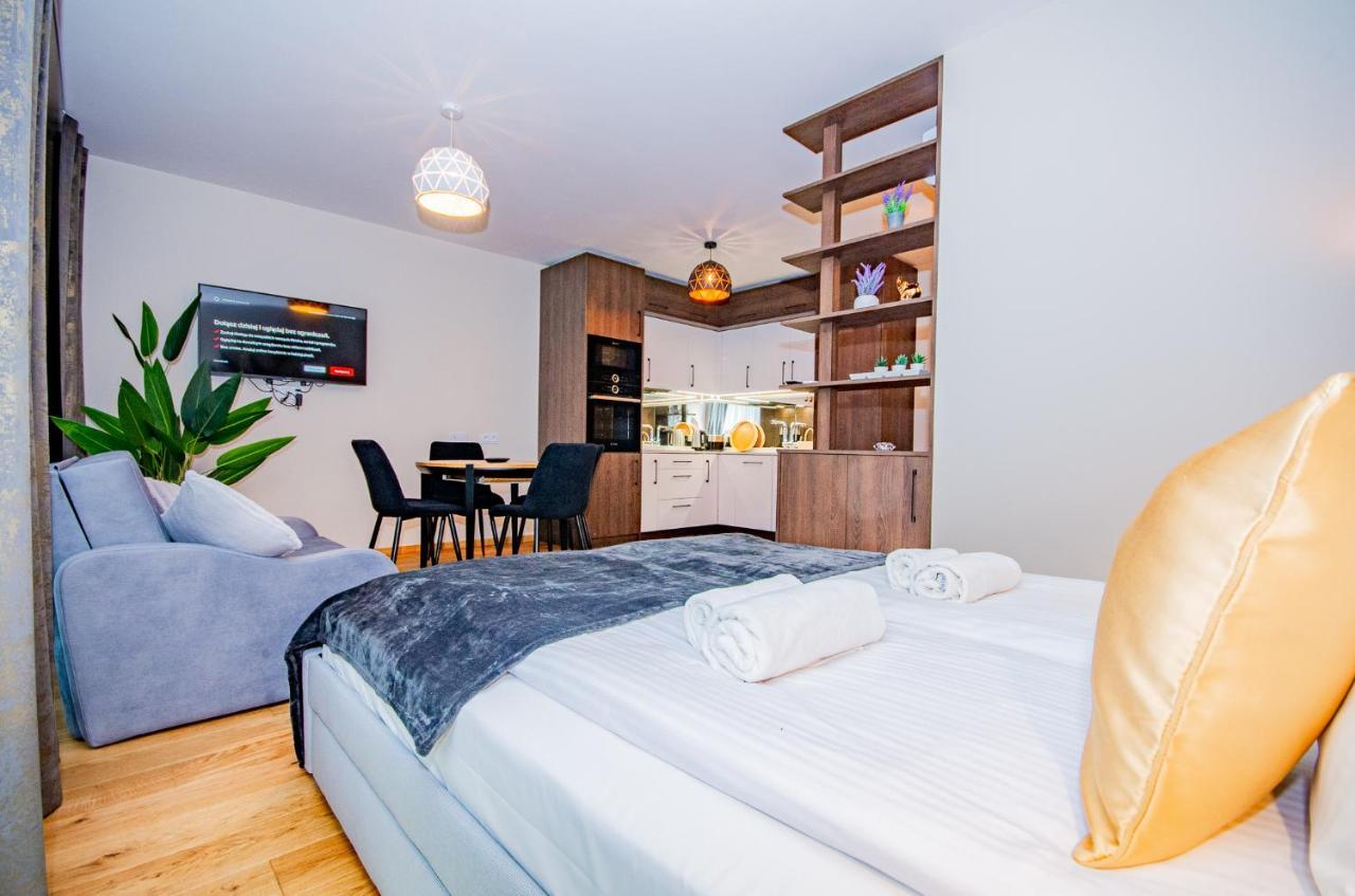 Inpoint Spacious Apartments Near Main Square & Kazimierz District Krasków Exterior foto