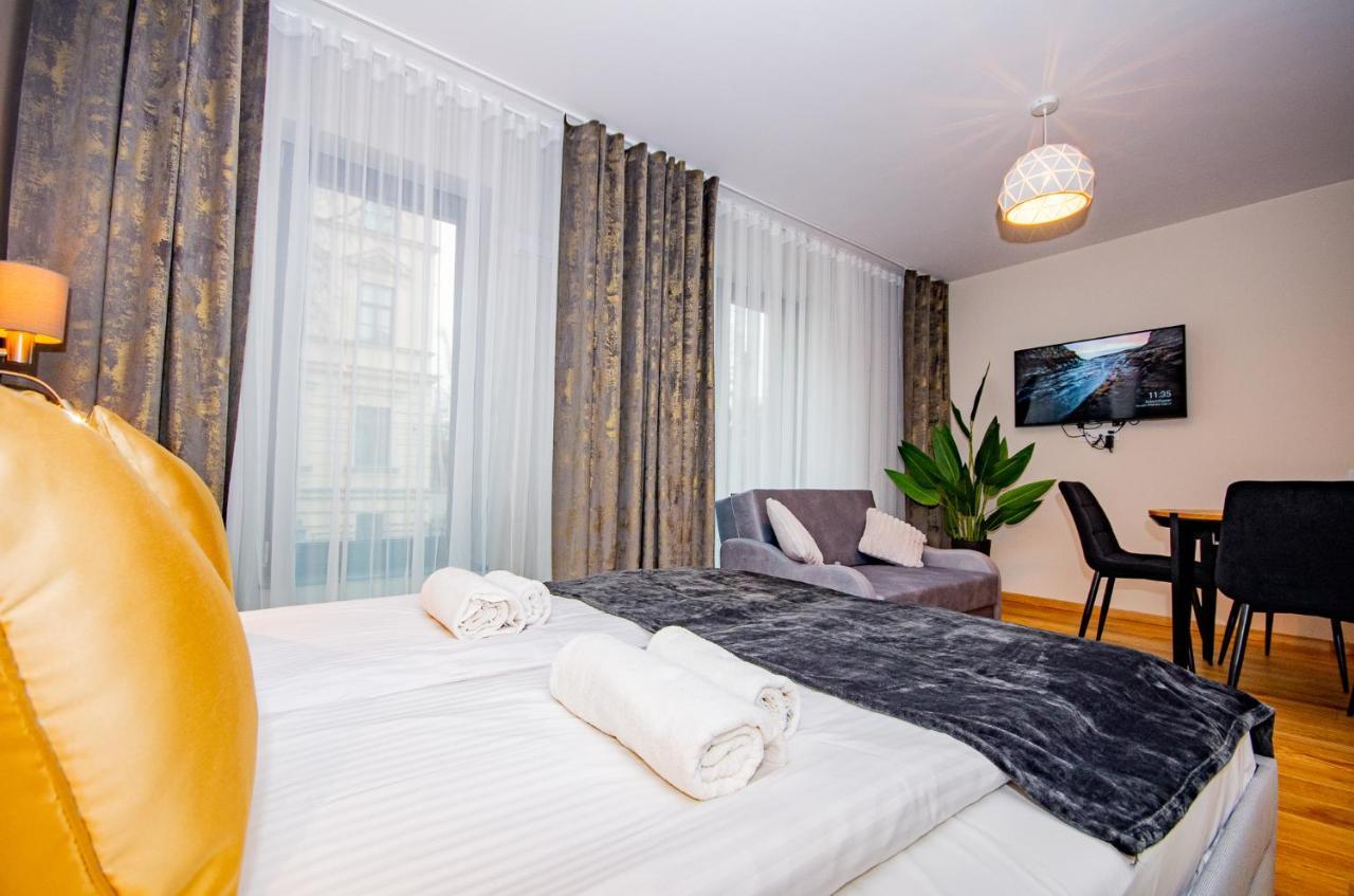 Inpoint Spacious Apartments Near Main Square & Kazimierz District Krasków Exterior foto